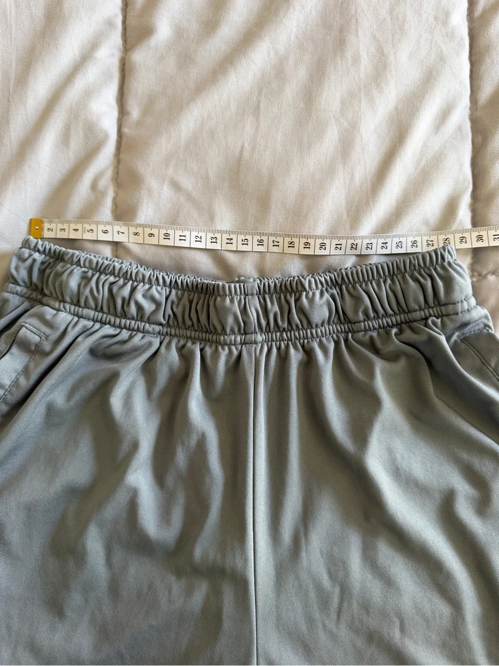Nike Dri-FIT Shorts Boys L Gray Athletic Gym Training Women S Fit